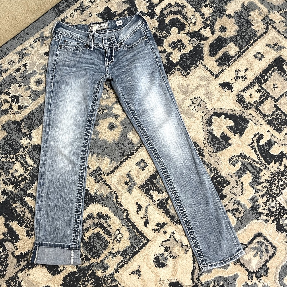BKE Sabrina straight leg jeans. Size 26 Regular